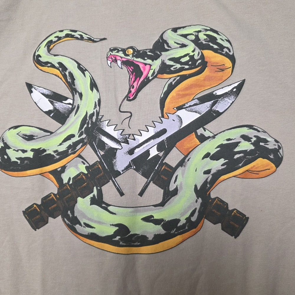 NEW Men's Under‎ Armour Freedom Snake Short-Sleeve T-Shirt Large Tan #0793 - Picture 3 of 11
